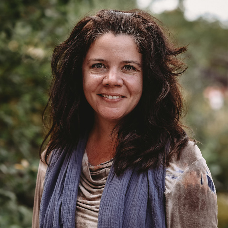 Grades Teacher Jennifer Holt